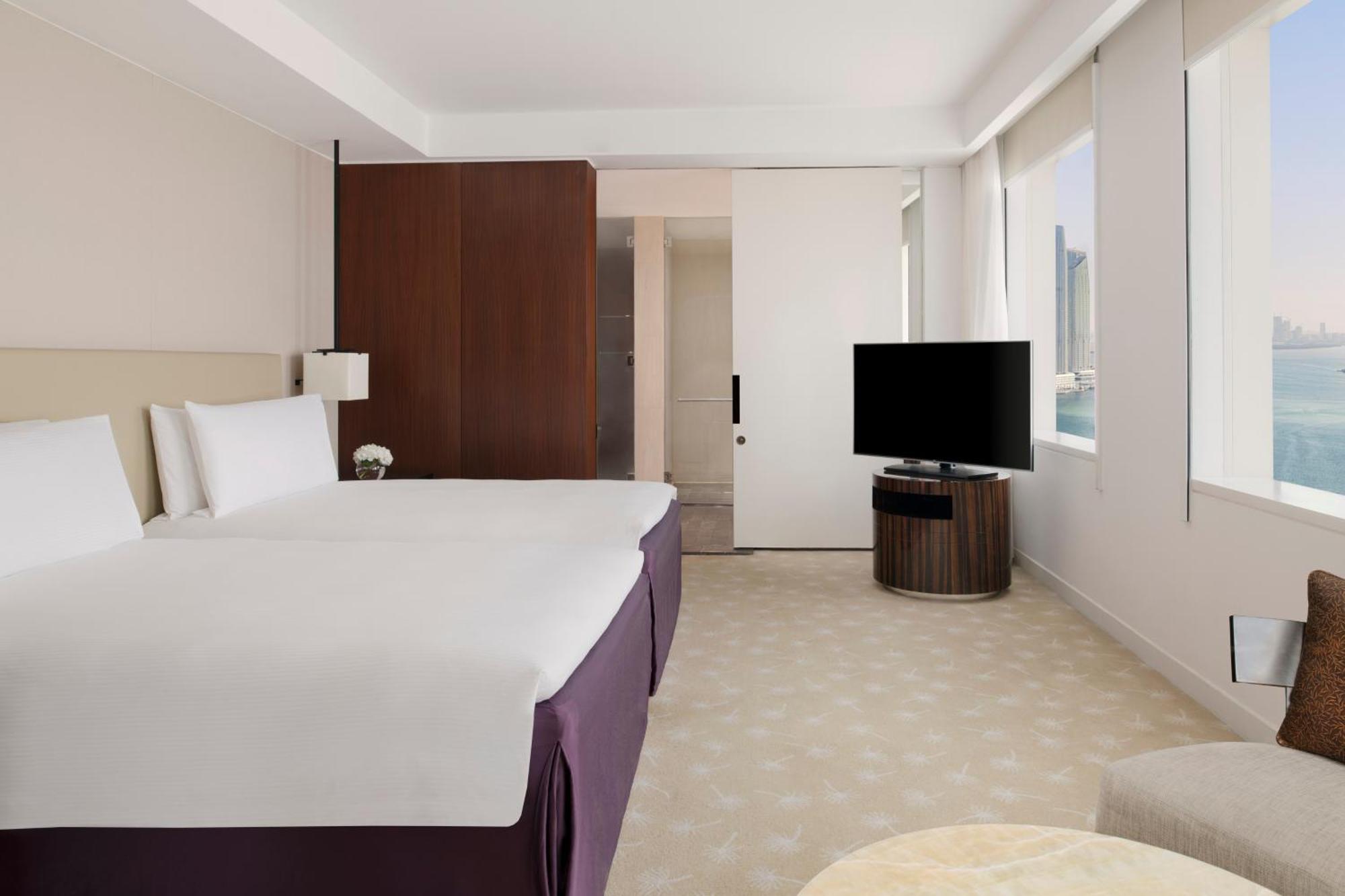 Intercontinental Dubai Festival City By Ihg Εξωτερικό φωτογραφία Deluxe Room